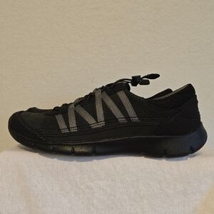 Clarks Black and Gray Athletic Shoes. Size 8